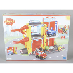 Garage à 2 niveaux avec...